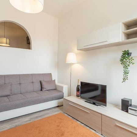 Verdi 185 By Pleiades Home Livorno Exteriör bild