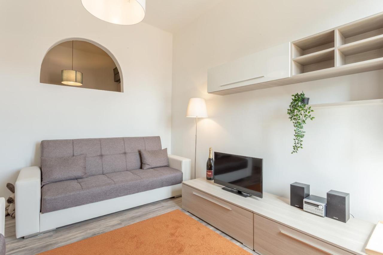 Verdi 185 By Pleiades Home Livorno Exteriör bild